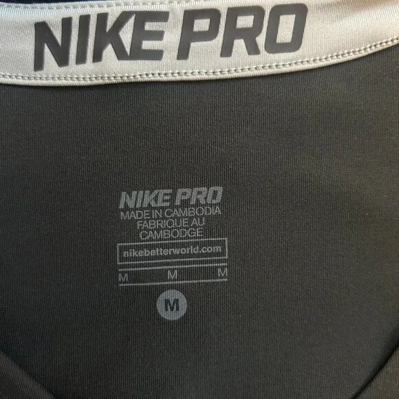 Nike Pro Women's V-Neck Short Sleeve Training Shirt -Dark Grey - US M - Picture 4 of 5